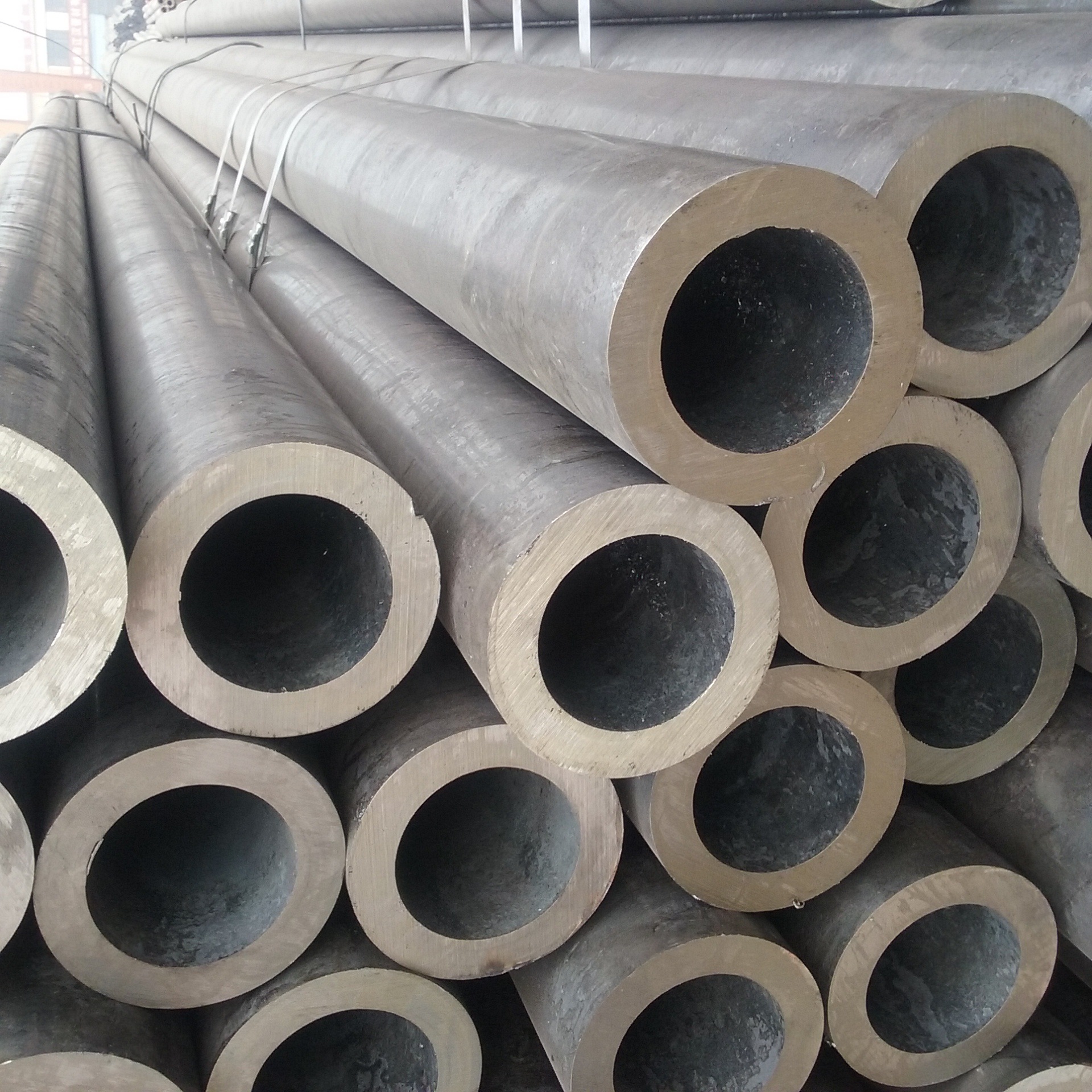 alloy seamless pipe 
